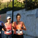 Algunos atletas populares recorren las calles de Godella en una edición anterior del 10k de la localidad